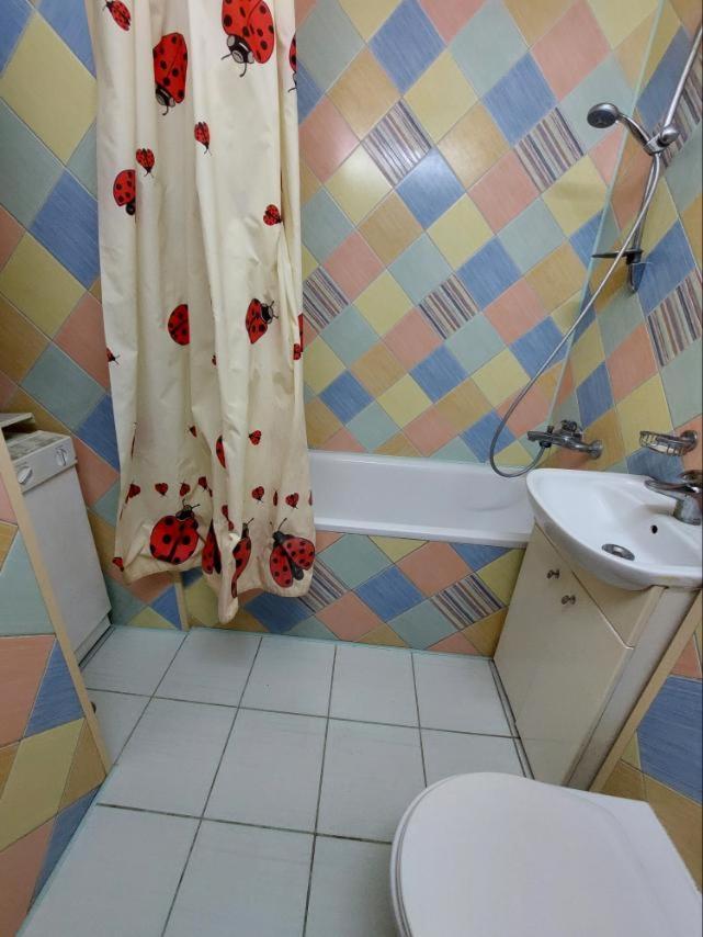 Apartment On Voli Avenue 21 Lutsʼk Екстериор снимка